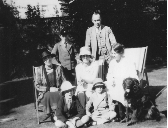 Alexander Wilson (standing) with his family in Southampton when he started teaching at Islamia College, Lahore and writing espionage novels. Middle to late 1920s. Image: Alexander Wilson Estate.